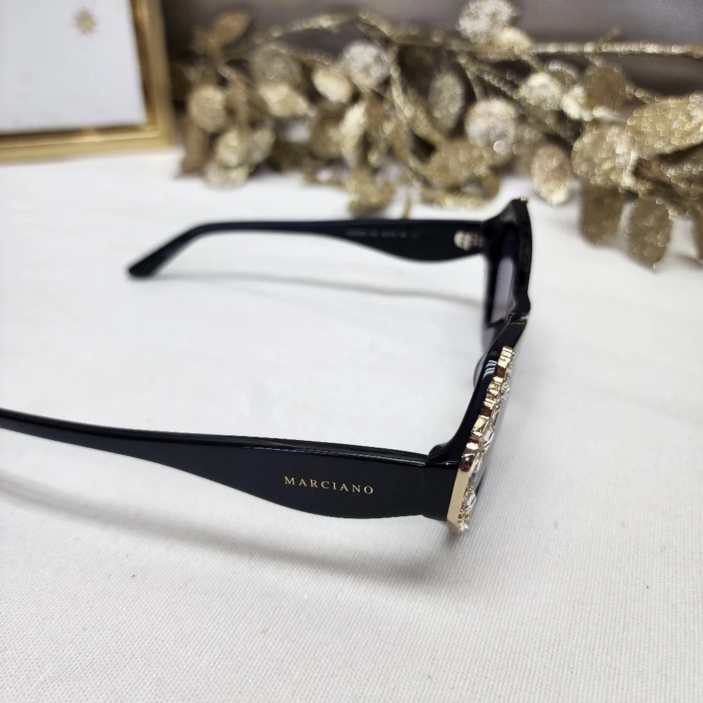 Guess by Marciano nib marciano